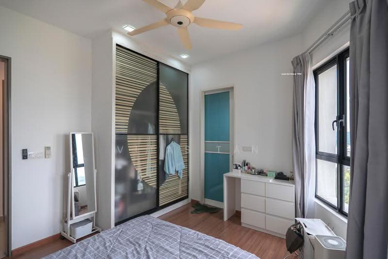 Kediaman Servis untuk Dijual di Zentro Residences Serviced Apartment - Vitas Tan - Bedroom - PropertyGuru.com.my