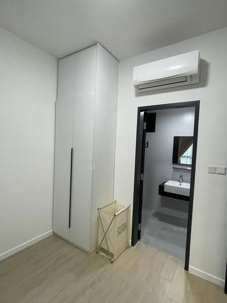Condominium for Rent at Anggun Residences - Mike Kuar - Bathroom - PropertyGuru.com.my