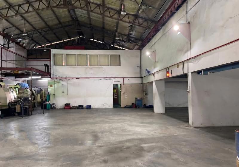 Factory for Rent in Shah Alam (Selangor) - Lee Sing Siong - Interior - PropertyGuru.com.my