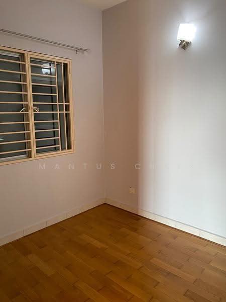 Pangsapuri untuk Dijual di Puteri Bayu Apartment - Mantus Chai - Interior - PropertyGuru.com.my