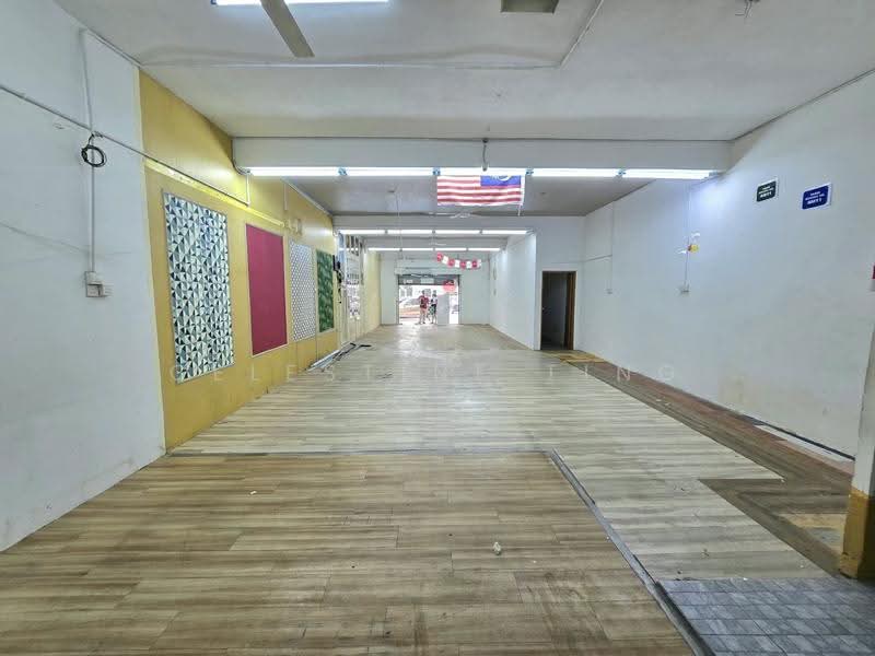 Shop for Rent in Taman Persiaran Bangi (Bandar Baru Bangi) - Celestine Ting - Interior - PropertyGuru.com.my