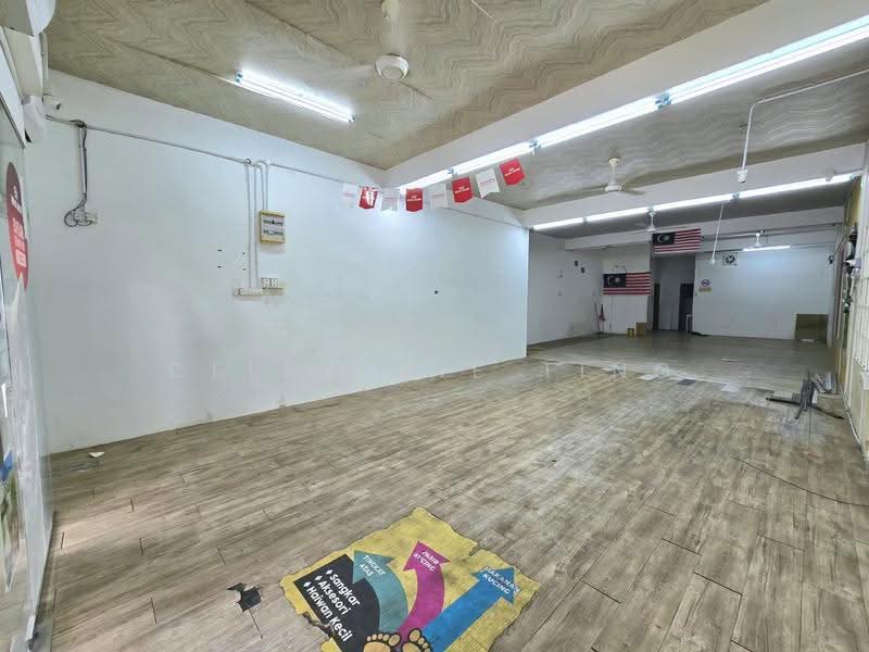 Shop for Rent in Taman Persiaran Bangi (Bandar Baru Bangi) - Celestine Ting - Interior - PropertyGuru.com.my