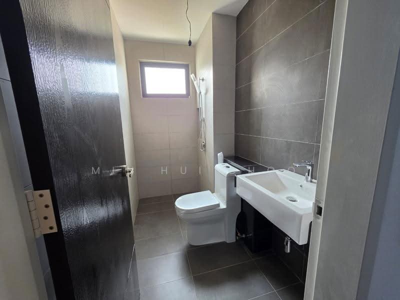Bungalow House untuk Dijual di Petaling Jaya (Selangor) - Min Hui Choo - Bathroom - PropertyGuru.com.my