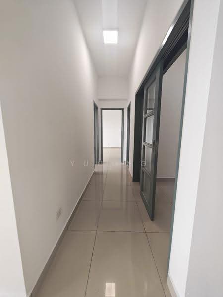 Kediaman Servis untuk Dijual di Tropez Residences - Yucong . - Corridor - PropertyGuru.com.my