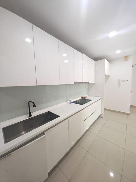 Kediaman Servis untuk Dijual di Tropez Residences - Yucong . - Kitchen - PropertyGuru.com.my