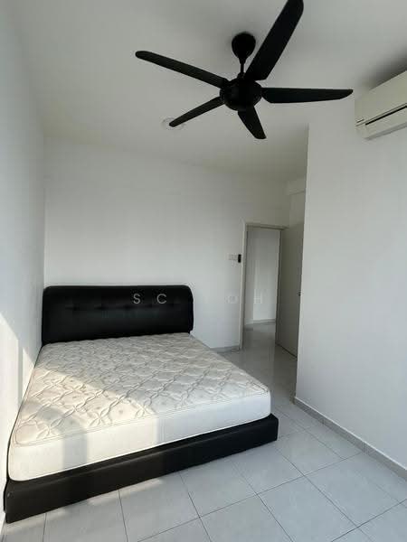 Pangsapuri untuk Disewa di Residensi Desamas - SC Toh - Bedroom - PropertyGuru.com.my