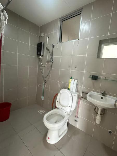 Pangsapuri untuk Disewa di Residensi Desamas - SC Toh - Bathroom - PropertyGuru.com.my