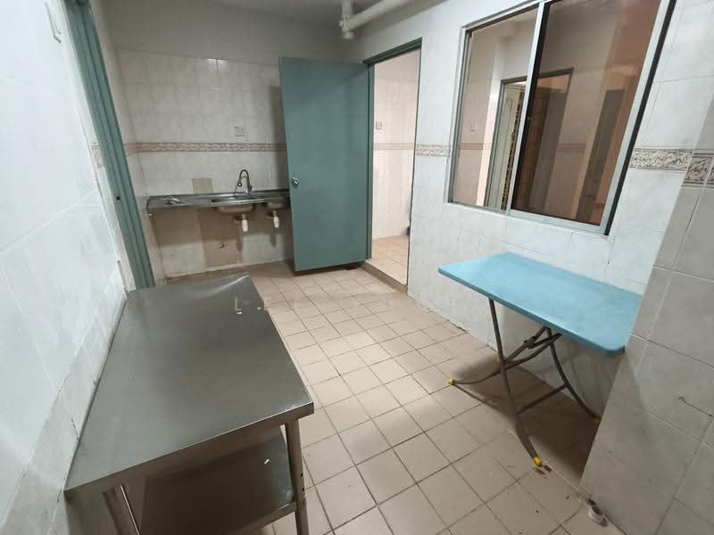 Condominium for Rent at Venice Hill - Lee Yuqi - Kitchen - PropertyGuru.com.my