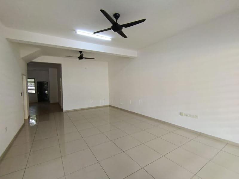 Terraced House for Rent in Bandar Sri Sendayan (Negeri Sembilan) - Philip Ng - Living Room - PropertyGuru.com.my