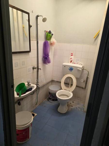 Pangsapuri untuk Dijual di Taman Bukit Mutiara - Soon Sheng Law - Bathroom - PropertyGuru.com.my