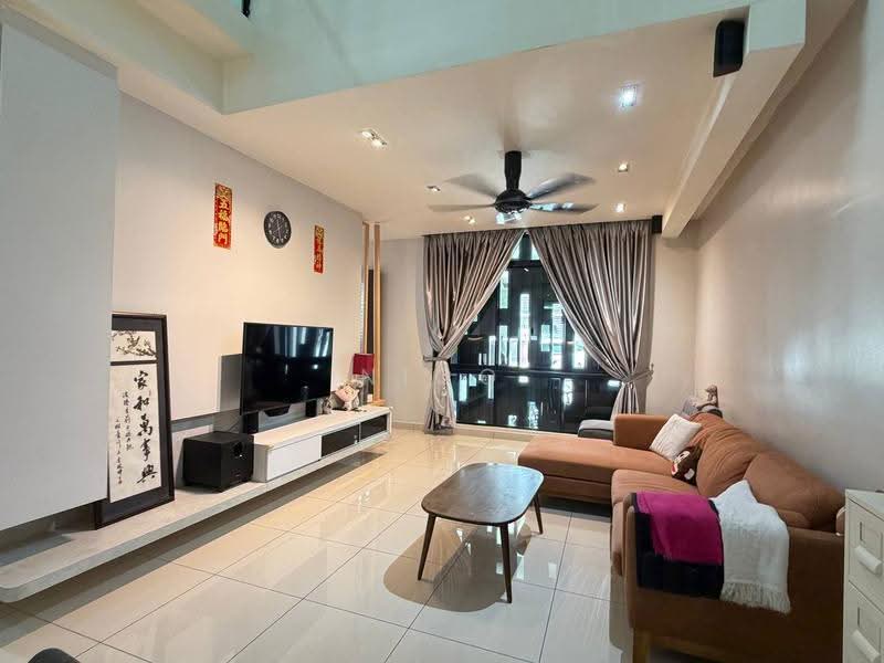 Rumah Teres 2-Tingkat untuk Dijual di Taman Seri Austin (Tebrau) - Nico Chong - Living Room - PropertyGuru.com.my