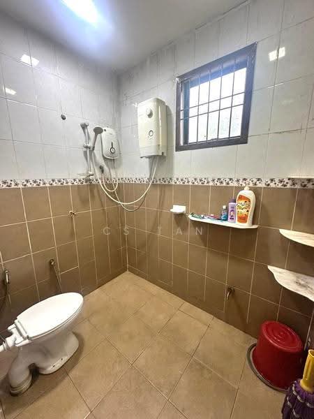Rumah Teres 1-Tingkat untuk Disewa di Taman Puteri Wangsa (Ulu Tiram) - CS Tan - Bathroom - PropertyGuru.com.my
