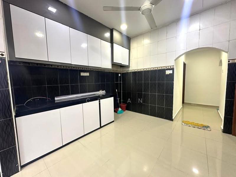 Rumah Teres 1-Tingkat untuk Disewa di Taman Puteri Wangsa (Ulu Tiram) - CS Tan - Kitchen - PropertyGuru.com.my