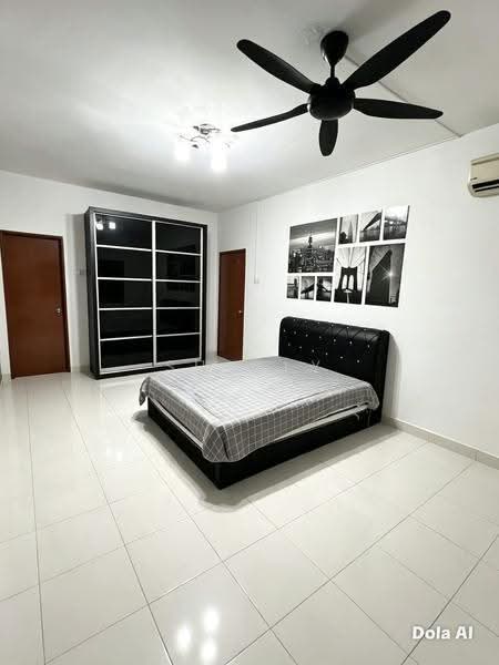 Kediaman Servis untuk Disewa di Koi Kinrara - Shally Pun - Bedroom - PropertyGuru.com.my