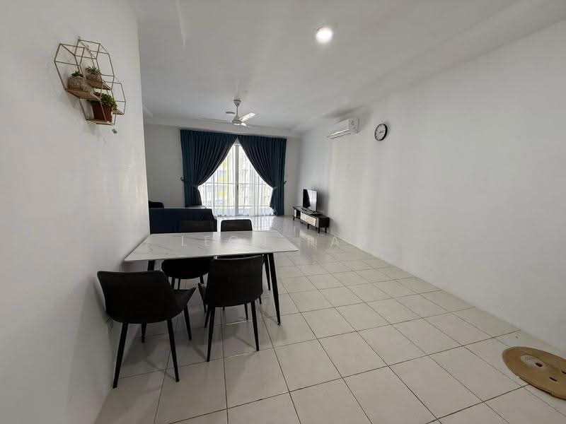 Pangsapuri untuk Disewa di PPA1M Kota Samarahan (IKE Village) - Leon Tan - Living Room - PropertyGuru.com.my