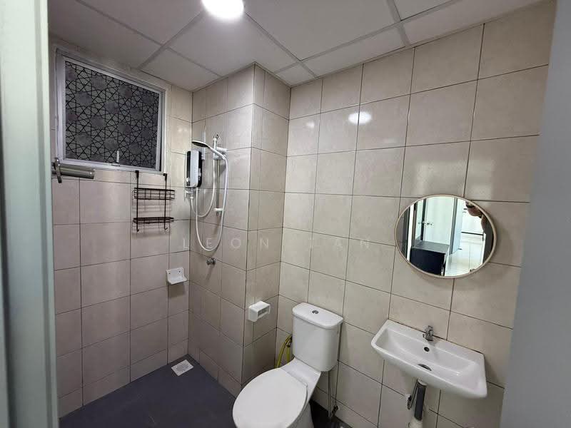 Pangsapuri untuk Disewa di PPA1M Kota Samarahan (IKE Village) - Leon Tan - Bathroom - PropertyGuru.com.my