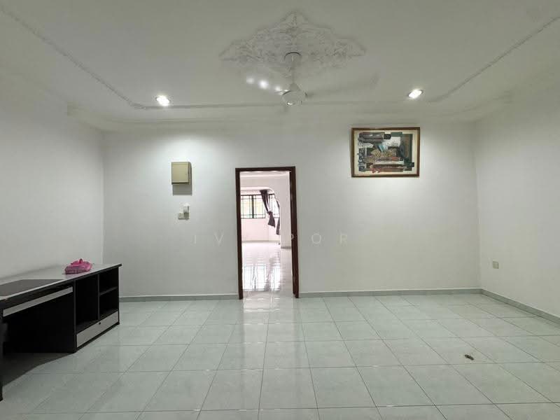 Rumah Teres untuk Dijual di Taman Bayu Perdana (Klang) - Ivy Por - Living Room - PropertyGuru.com.my