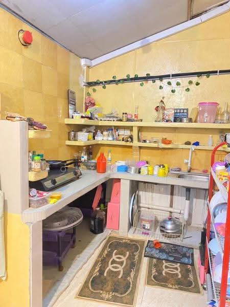 Rumah Teres 2-Tingkat untuk Disewa di Taman Sri Serdang (Seri Kembangan) - Tony Leong - Kitchen - PropertyGuru.com.my