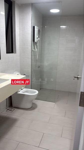 Condominium for Rent at Vertu Resort - Loren Jia Ying - Bathroom - PropertyGuru.com.my