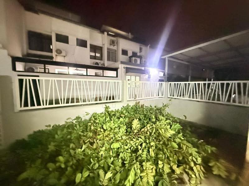 Rumah Teres 2-Tingkat untuk Disewa di Rawang (Selangor) - Lucy Chow - Exterior - PropertyGuru.com.my