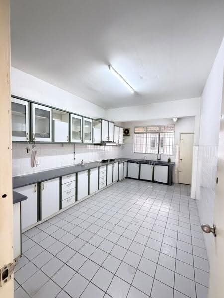 Rumah Teres 2-Tingkat untuk Dijual di Bandar Utama 4 (Bandar Utama) - Lisa Low - Kitchen - PropertyGuru.com.my