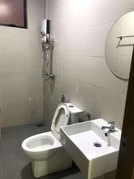 Kediaman Servis untuk Disewa di Putra One Residence - Alicia Soo - Bathroom - PropertyGuru.com.my