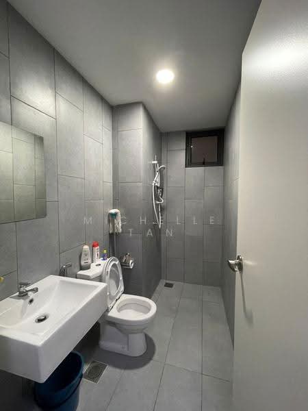 Kediaman Servis untuk Dijual di M Vertica - Michelle Tan - Bathroom - PropertyGuru.com.my