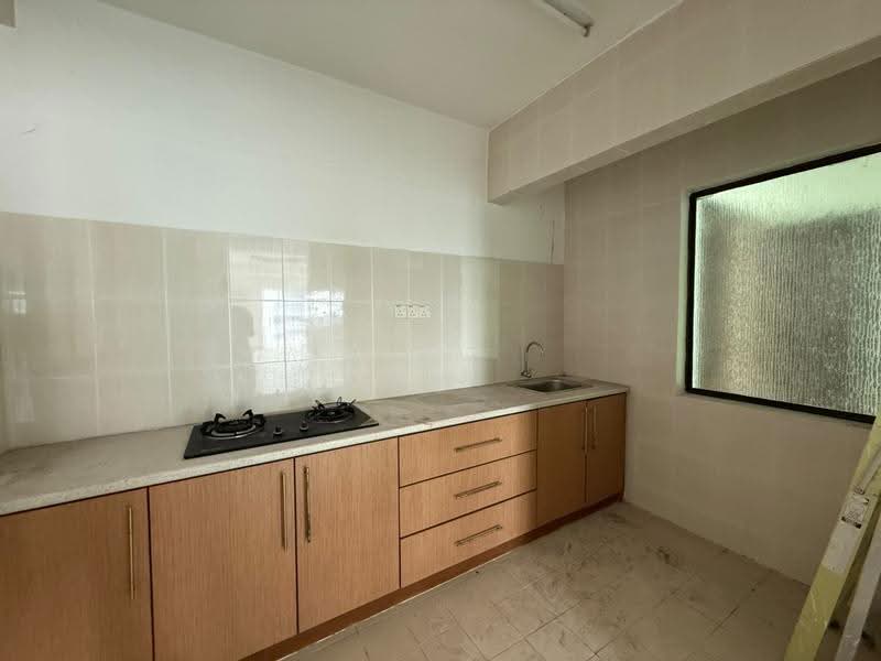 Apartment for Sale at University Place (Plaza Ivory) - S J Foo - Kitchen - PropertyGuru.com.my