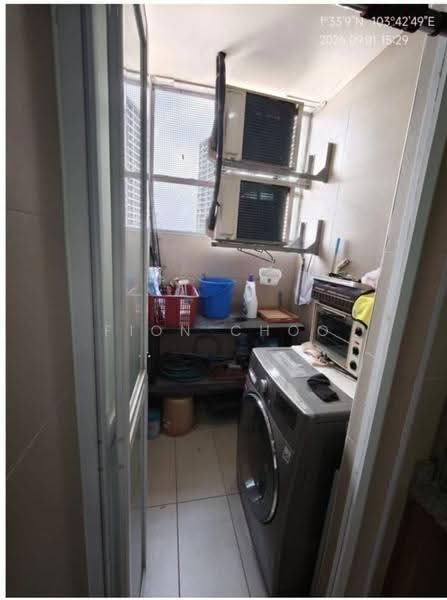Kediaman Servis untuk Disewa di D'Secret Garden (Pangsapuri Kempas Indah) - Fion Choo - Balcony - PropertyGuru.com.my