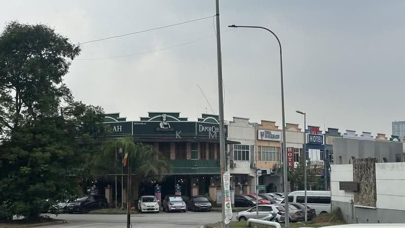 Retail Office for Sale in Laman Seri (Shah Alam) - K.M Seow - Exterior - PropertyGuru.com.my