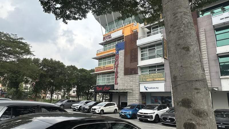 Retail Office for Sale in Laman Seri (Shah Alam) - K.M Seow - Exterior - PropertyGuru.com.my