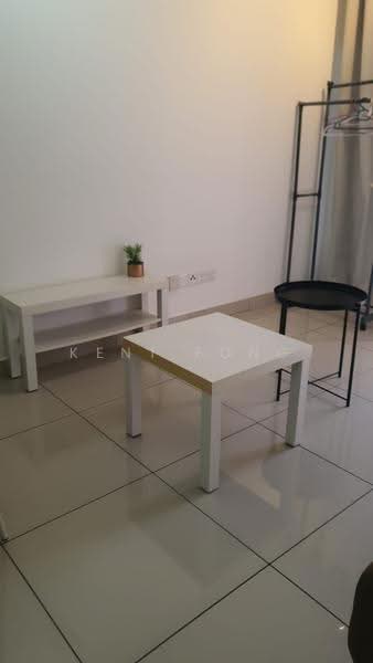 Kediaman Servis untuk Disewa di Cerrado Residence @ Southville City - Kent Fong - Living Room - PropertyGuru.com.my