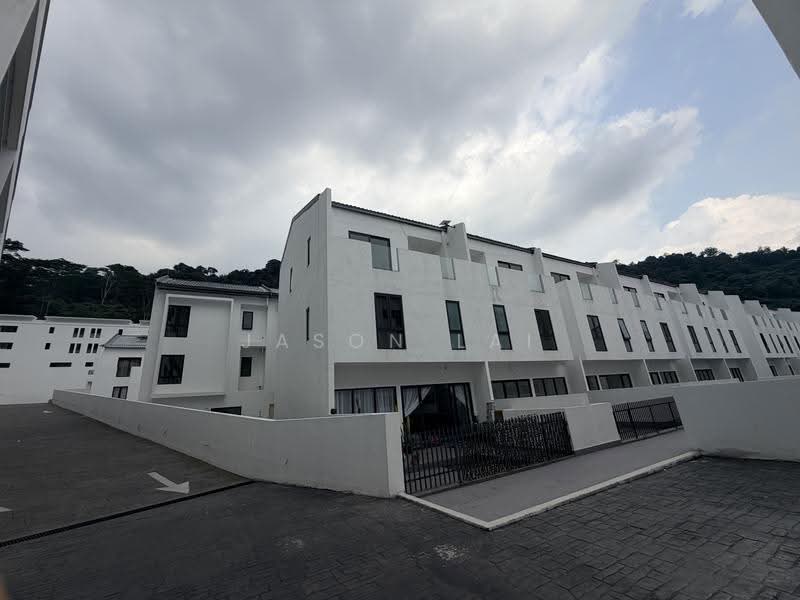 Terraced House for Sale in Damansara Perdana (Selangor) - Jason Lai - Exterior - PropertyGuru.com.my