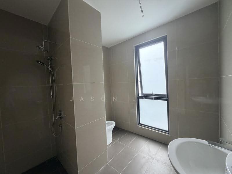 Terraced House for Sale in Damansara Perdana (Selangor) - Jason Lai - Bathroom - PropertyGuru.com.my