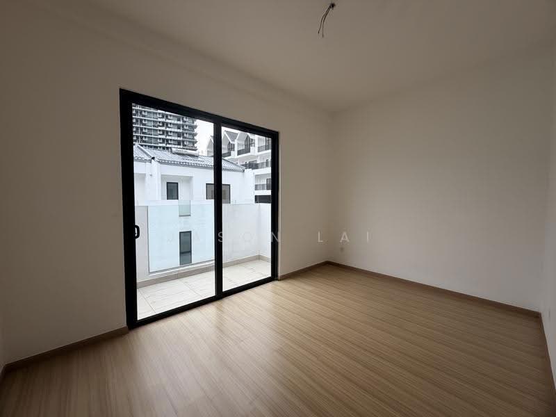 Terraced House for Sale in Damansara Perdana (Selangor) - Jason Lai - Balcony - PropertyGuru.com.my