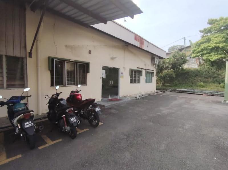 Factory for Rent in Kawasan Perindustrian Bukit Rambai (Bukit Rambai) - William Chong - Exterior - PropertyGuru.com.my