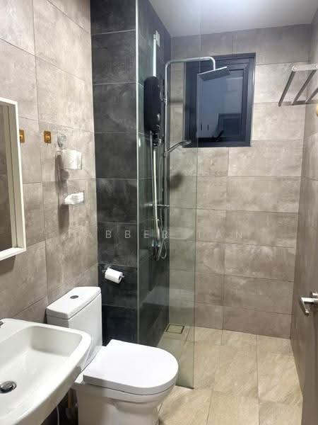 Condominium for Rent at Bennington Residences @ SkyArena - Tabber Tan - Bathroom - PropertyGuru.com.my