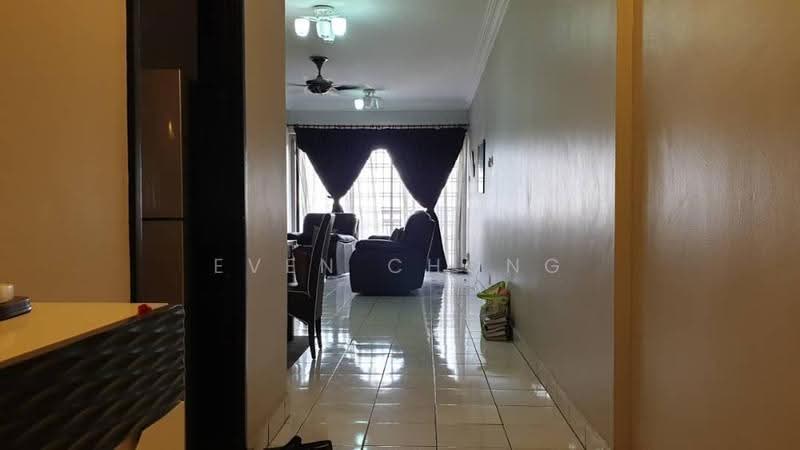 Kondominium untuk Dijual di Villa Angsana - Even Chong - Living Room - PropertyGuru.com.my
