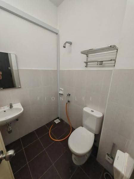 Rumah Berkembar untuk Disewa di Taman Mutiara Rini (Skudai) - Fion Lee - Bathroom - PropertyGuru.com.my