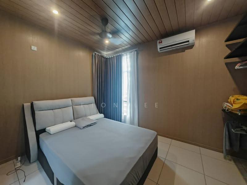 Rumah Berkembar untuk Disewa di Taman Mutiara Rini (Skudai) - Fion Lee - Bedroom - PropertyGuru.com.my
