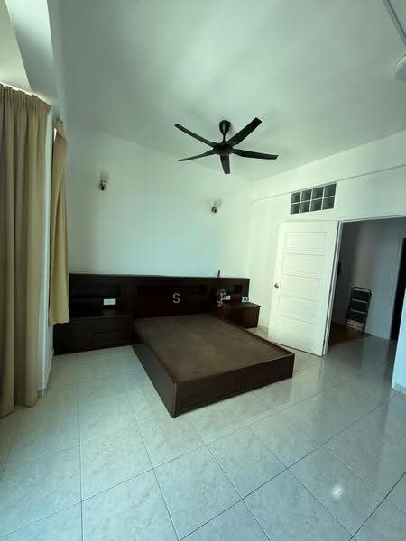 Pangsapuri untuk Dijual di I Suria - S J Foo - Bedroom - PropertyGuru.com.my