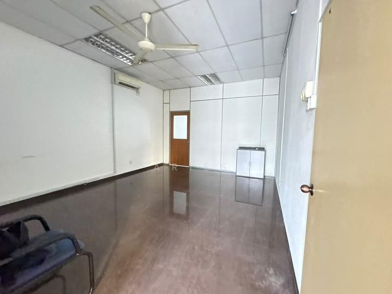 Shop / Office for Rent in Austin (Johor Bahru) - Aries Lam - Interior - PropertyGuru.com.my