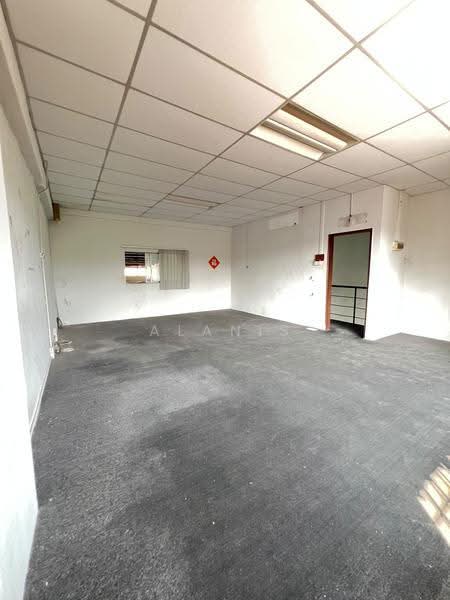 Factory for Rent in Taman Johor Jaya (Johor Bahru) - Alanis Lee - PropertyGuru.com.my