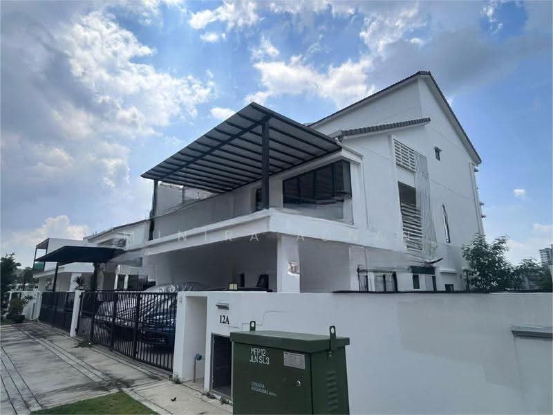 Semi-Detached House for Sale in Cyber 10 (Cyberjaya) - Munira Adnan - Exterior - PropertyGuru.com.my