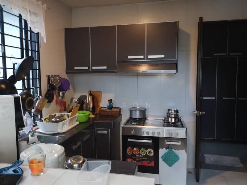 Bungalow House untuk Dijual di Taman Ampang Utama (Ampang) - Jenson Low - Kitchen - PropertyGuru.com.my