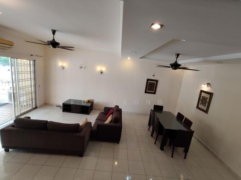 2-storey Terraced House for Sale in Kemuning Utama (Shah Alam) - Kok Leong Chan - Living Room - PropertyGuru.com.my