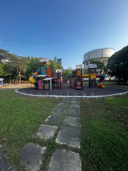 2-storey Terraced House for Sale in Kemuning Utama (Shah Alam) - Kok Leong Chan - Play ground - PropertyGuru.com.my