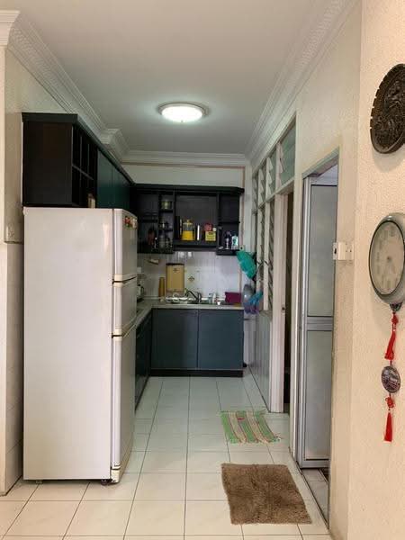 Pangsapuri untuk Dijual di Desa Permai Indah Apartment - S J Foo - Kitchen - PropertyGuru.com.my