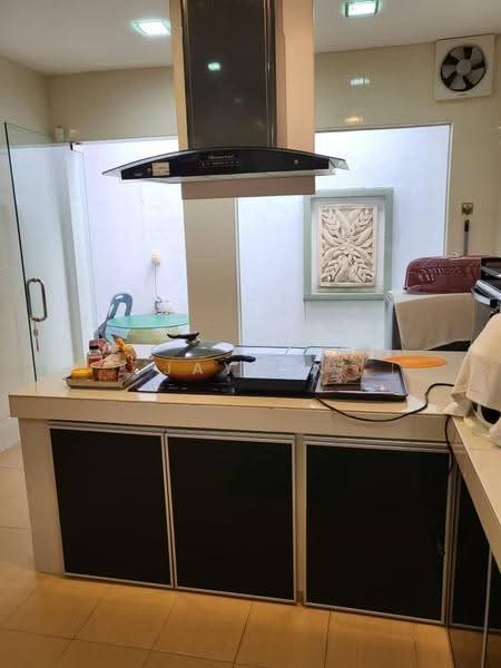 Terraced House for Sale in Bandar Kinrara Seksyen 5 (Bandar Kinrara) - Jayden Lee - Kitchen - PropertyGuru.com.my