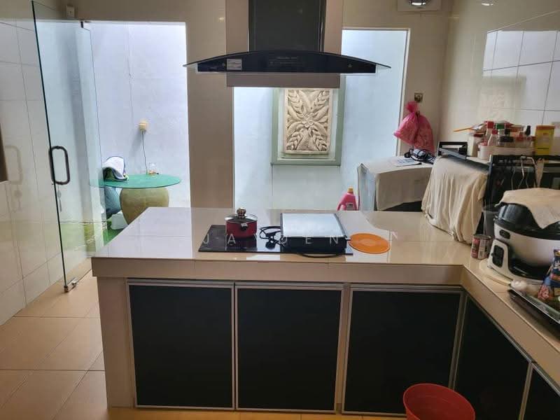 Terraced House for Sale in Bandar Kinrara Seksyen 5 (Bandar Kinrara) - Jayden Lee - Kitchen - PropertyGuru.com.my